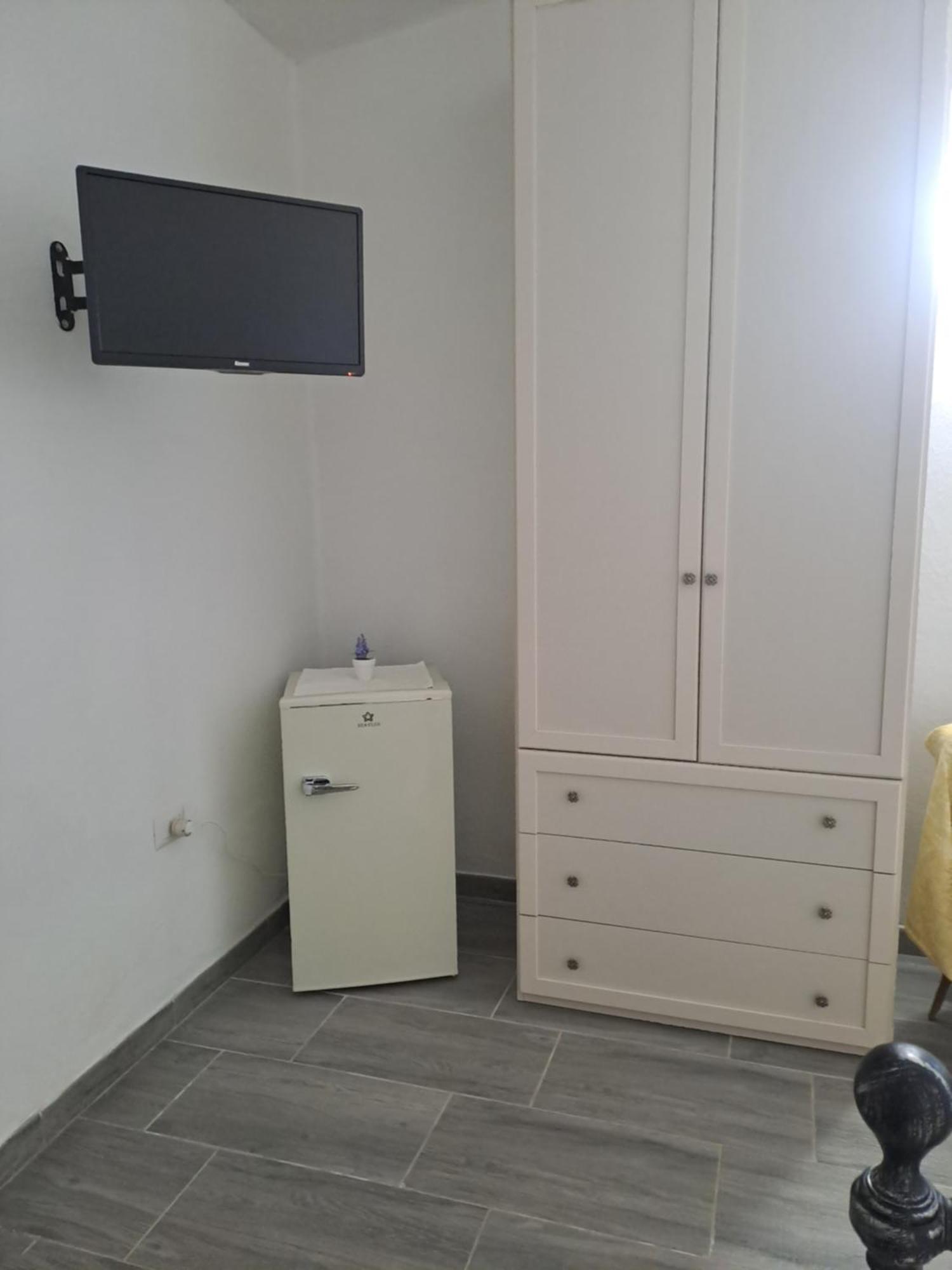 B&B Li Salcuneddi Aglientu Bagian luar foto