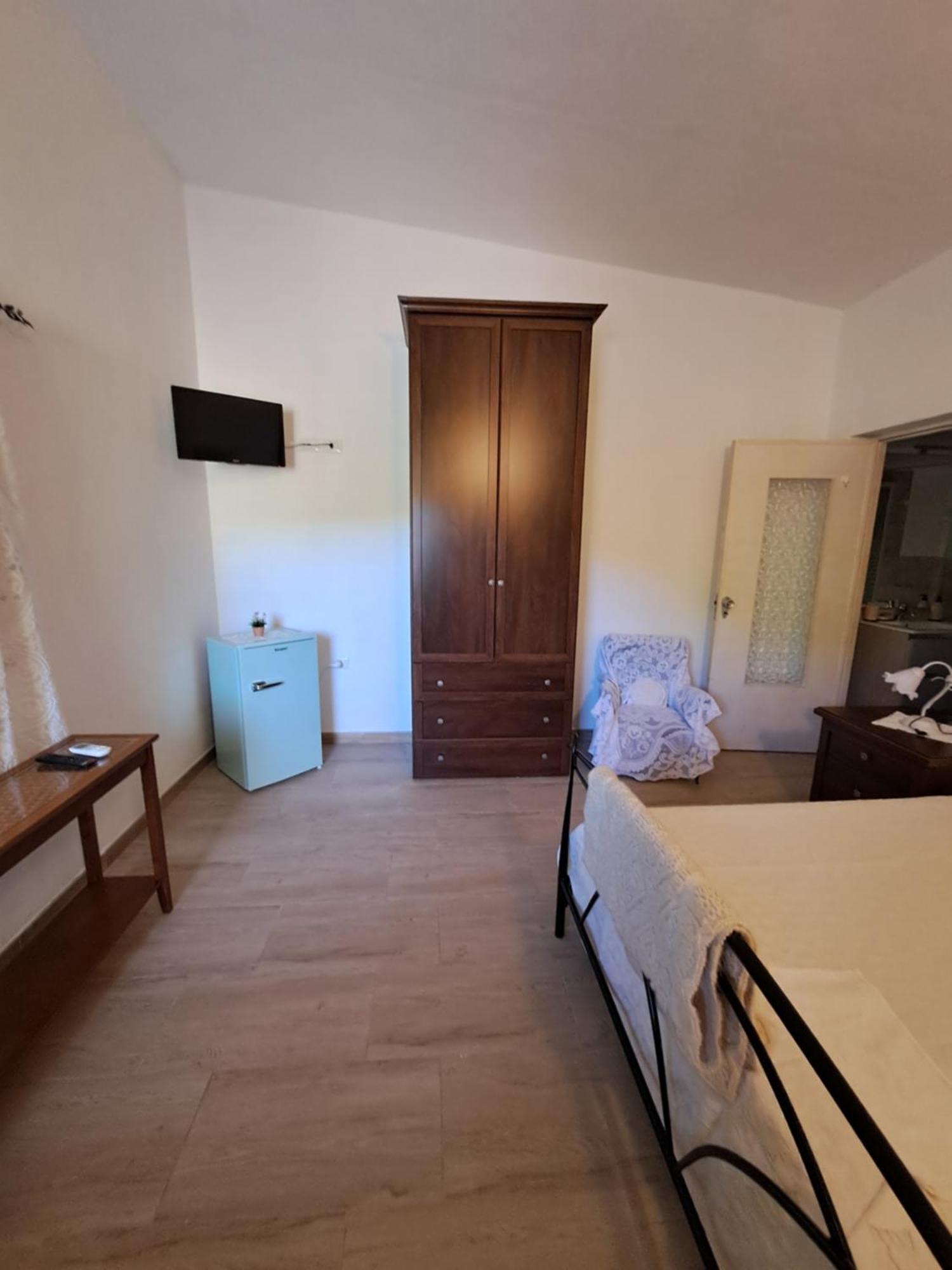 B&B Li Salcuneddi Aglientu Bagian luar foto