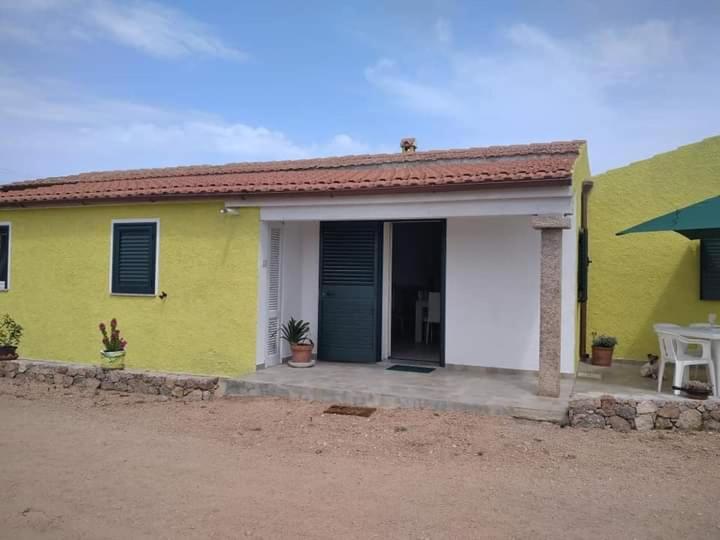 B&B Li Salcuneddi Aglientu Bagian luar foto