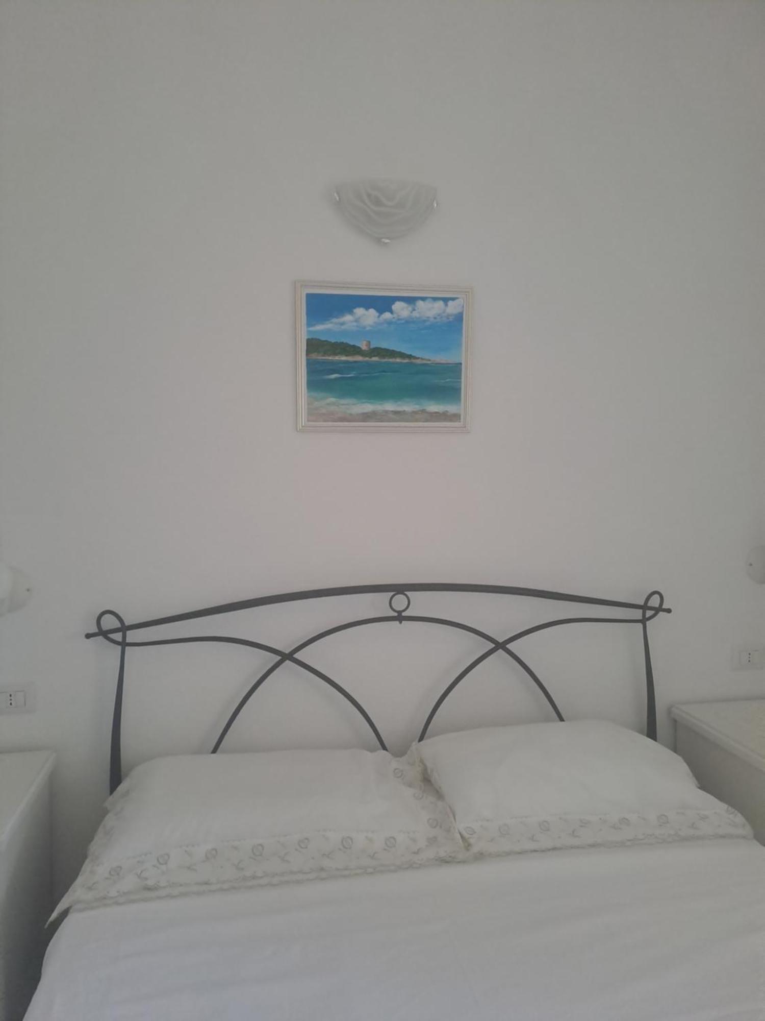 B&B Li Salcuneddi Aglientu Bagian luar foto